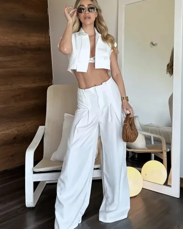 Foto de Chaleco crop blanco